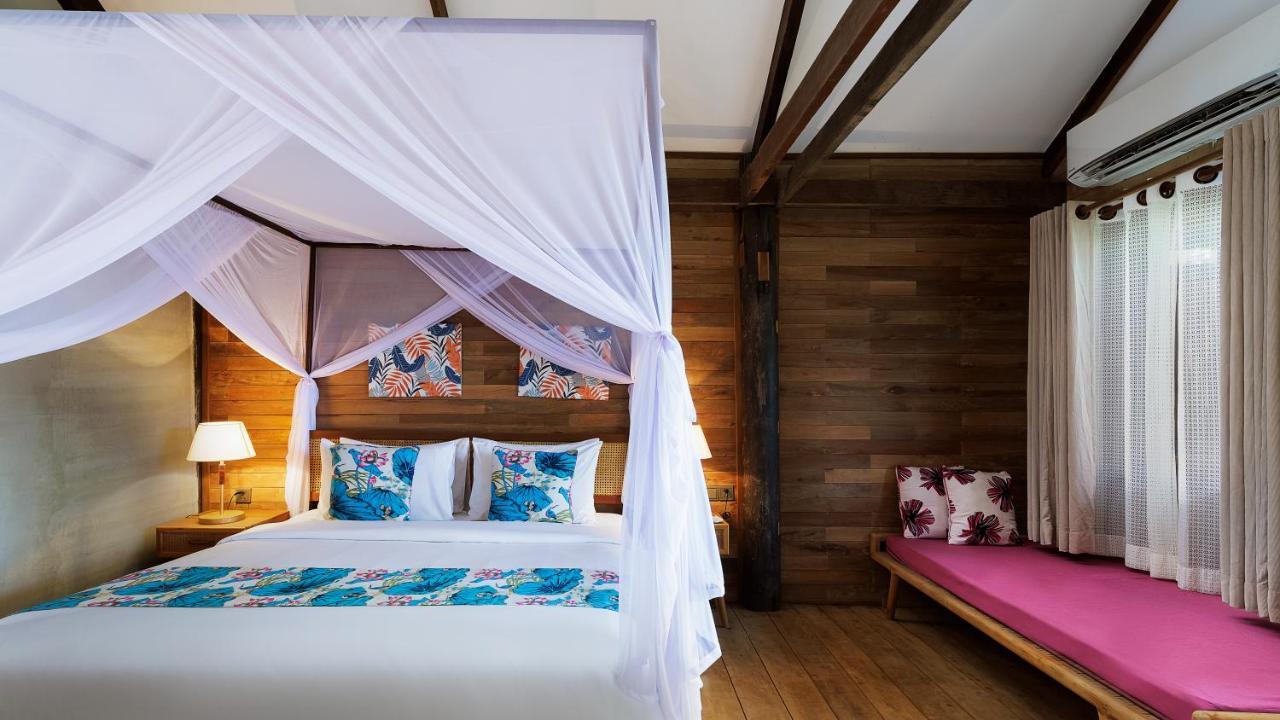 Dontrei Villa Angkor Siem Reap Exterior photo