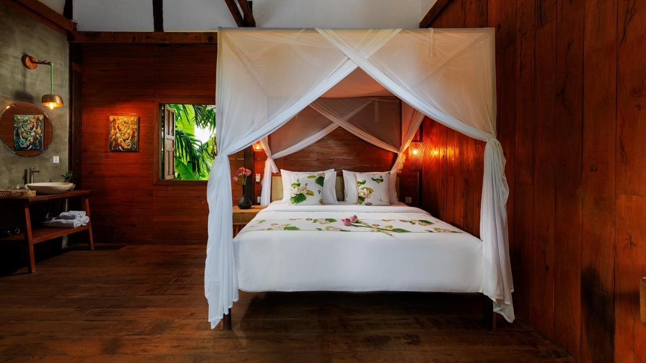 Dontrei Villa Angkor Siem Reap Exterior photo