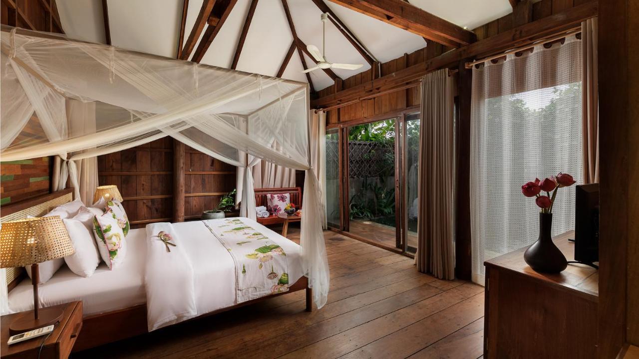 Dontrei Villa Angkor Siem Reap Exterior photo